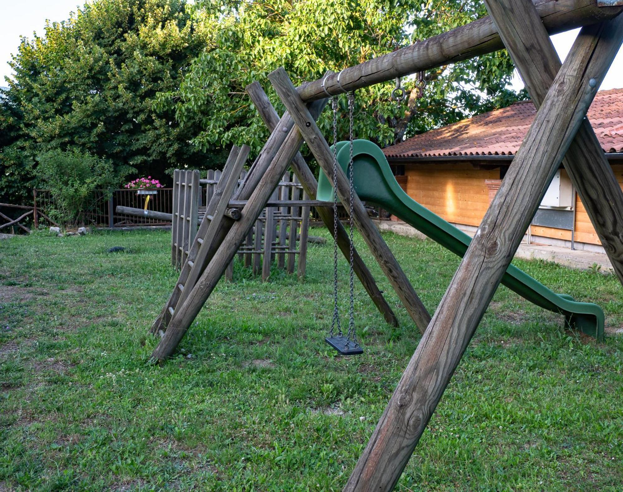 Agriturismo Villaggio Eden ปิเอเว ซานโต สเตฟาโน ภายนอก รูปภาพ