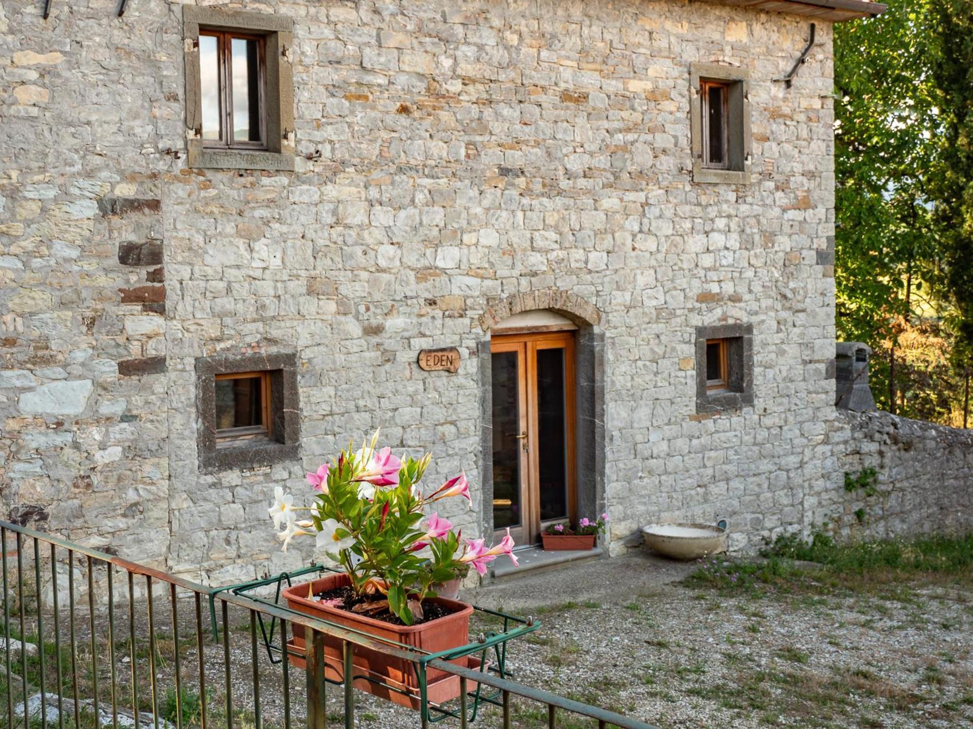 Agriturismo Villaggio Eden ปิเอเว ซานโต สเตฟาโน ภายนอก รูปภาพ